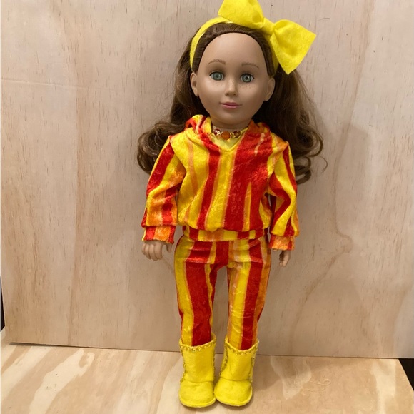 Beautiful Tolly Tots Doll 18” Cloth And Vinyl Green Eyes And Freckles - Picture 2 of 6